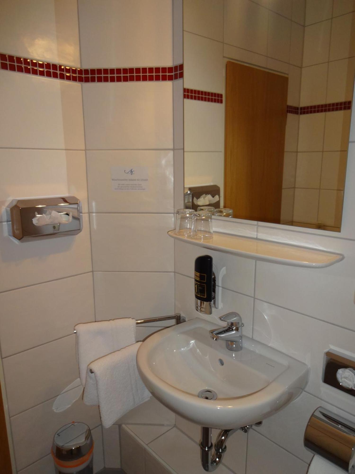 An'T Yachthaven Hotel Harlesiel Ruang foto