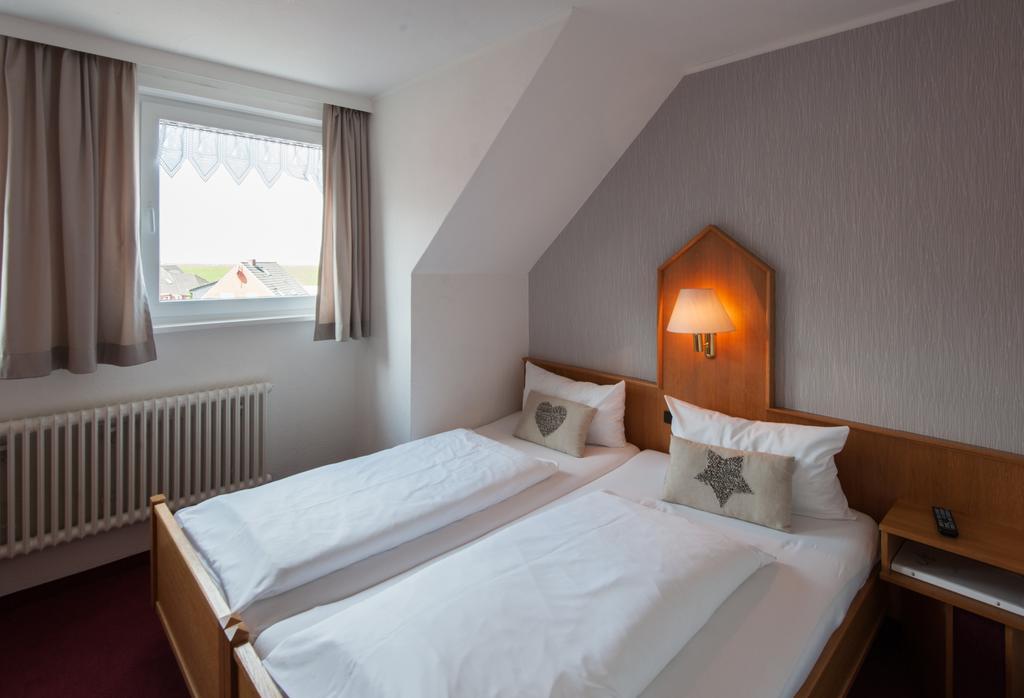 An'T Yachthaven Hotel Harlesiel Bagian luar foto