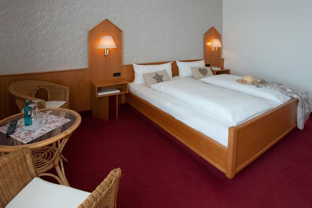 An'T Yachthaven Hotel Harlesiel Bagian luar foto